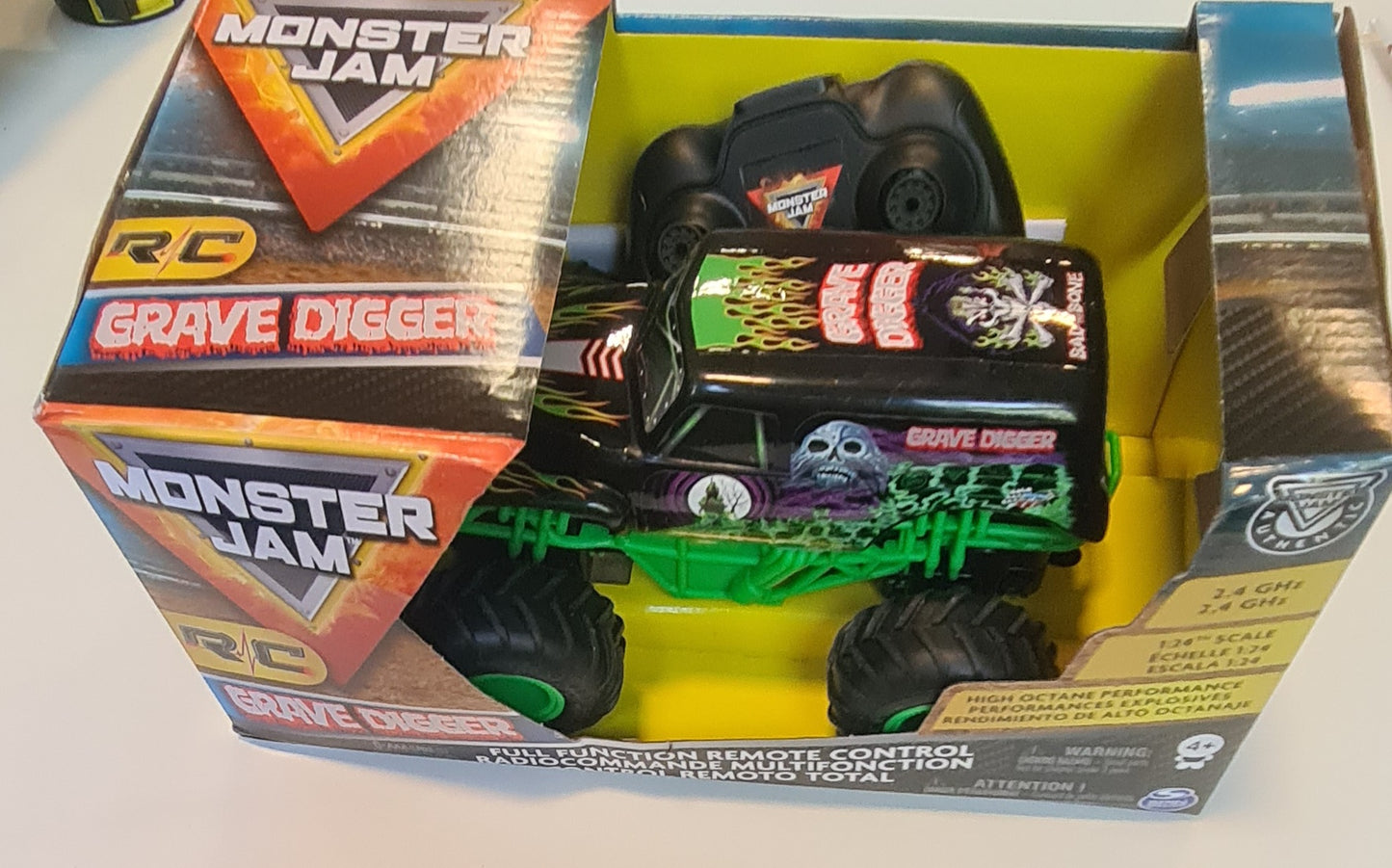 Masina telecomanda Spin Master Monster Jam Grave Digger - 1:24