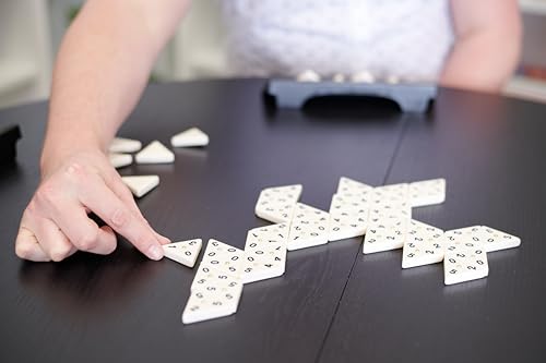 Triominos Original Goliath - Joc de strategie și gândire cu domino triunghiular, pentru 2-4 jucători, vârsta 6+, joc de familie, 30 minute, clasic de 50 de ani.