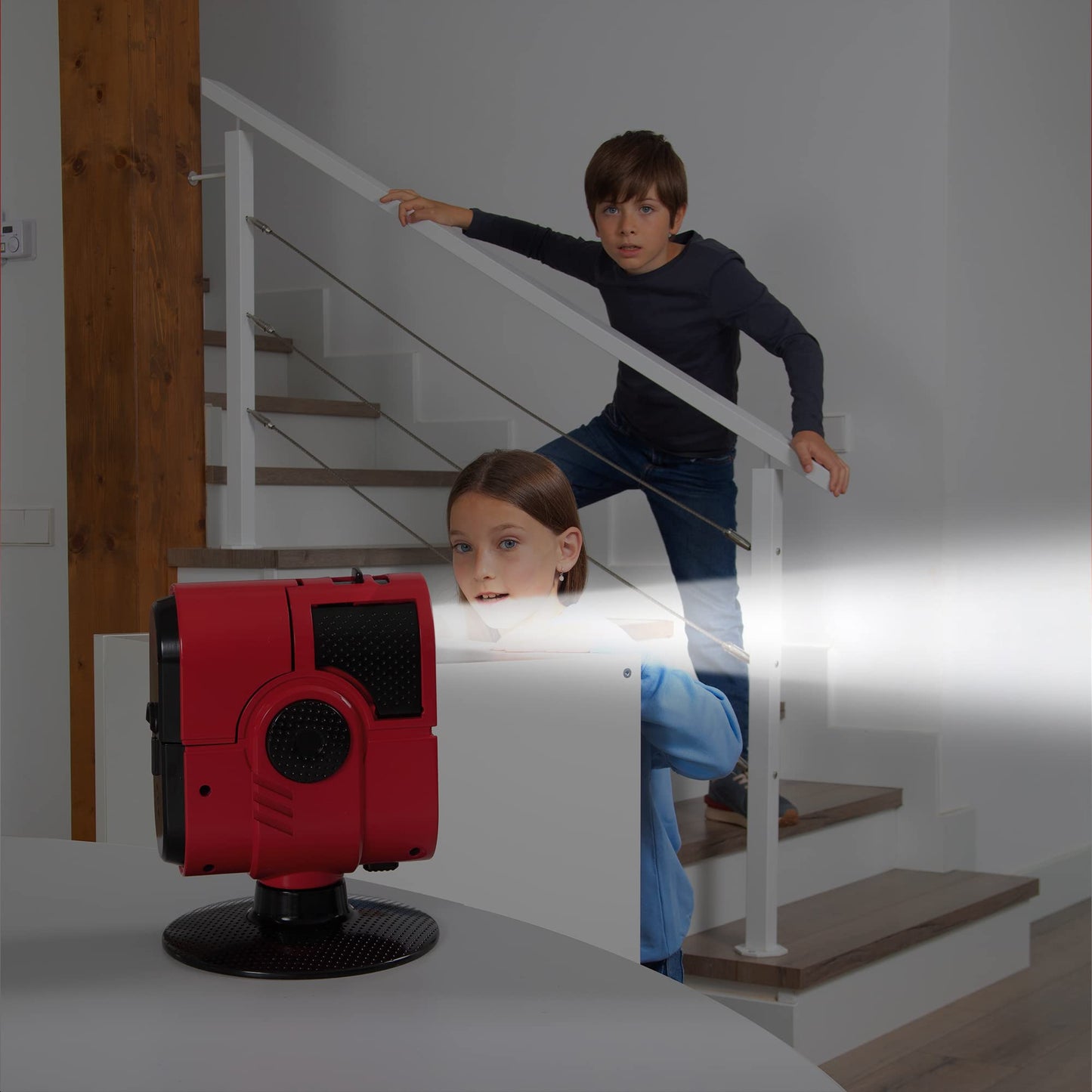 Joc Camera Escape, deconecteaza camera fara sa fii detectat IMC TOYS