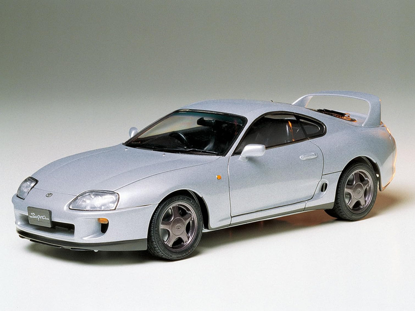 TAMIYA Toyota 300024123 Model Auto Bausatz 1:24, Roz