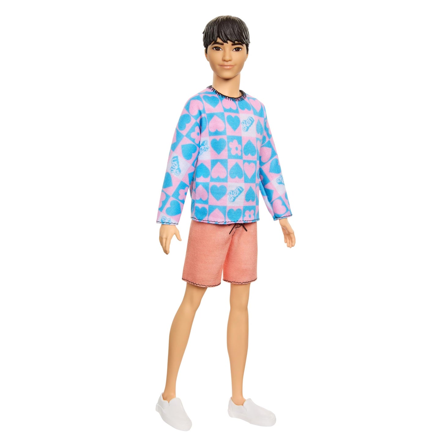 Ken Fashionistas Păpușă Nr. 219 cu corp suplu, cămașă cu mâneci lungi detașabilă cu model roz și albastru și pantaloni scurți roz, HRH24