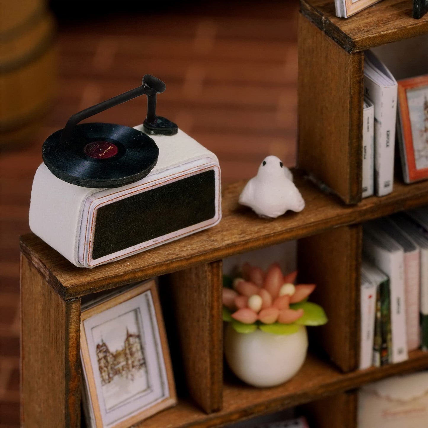 Cuteefun DIY Casa de Păpuși Miniaturală pentru Începători, Casa de Păpuși Miniaturală de Construit, Kit de Miniaturi cu Unelte, Set de Crafting pentru Casuțe din Lemn (Moment Confortabil)