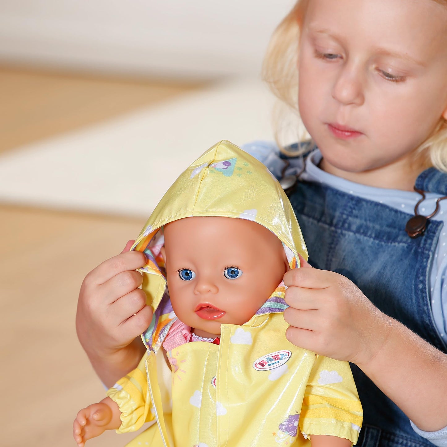 Costum Deluxe Regen pentru BABY born cu impermeabil, pantaloni de ploaie și cizme din cauciuc pentru păpuși de 43 cm, 836460 Zapf Creation