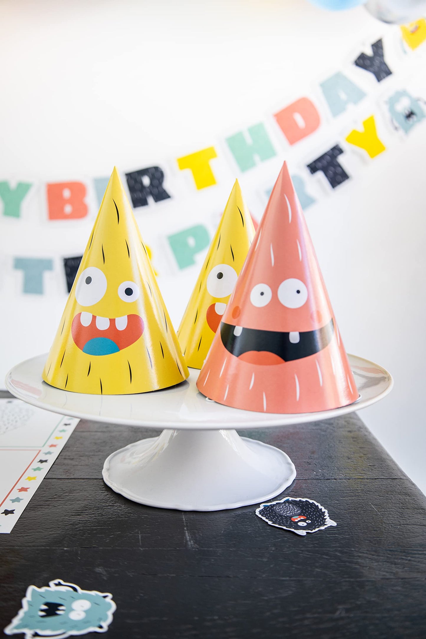 Coifuri petrecere onomastica din hârtie Monster Bash - 6 bucăți, cartoon, multicolore