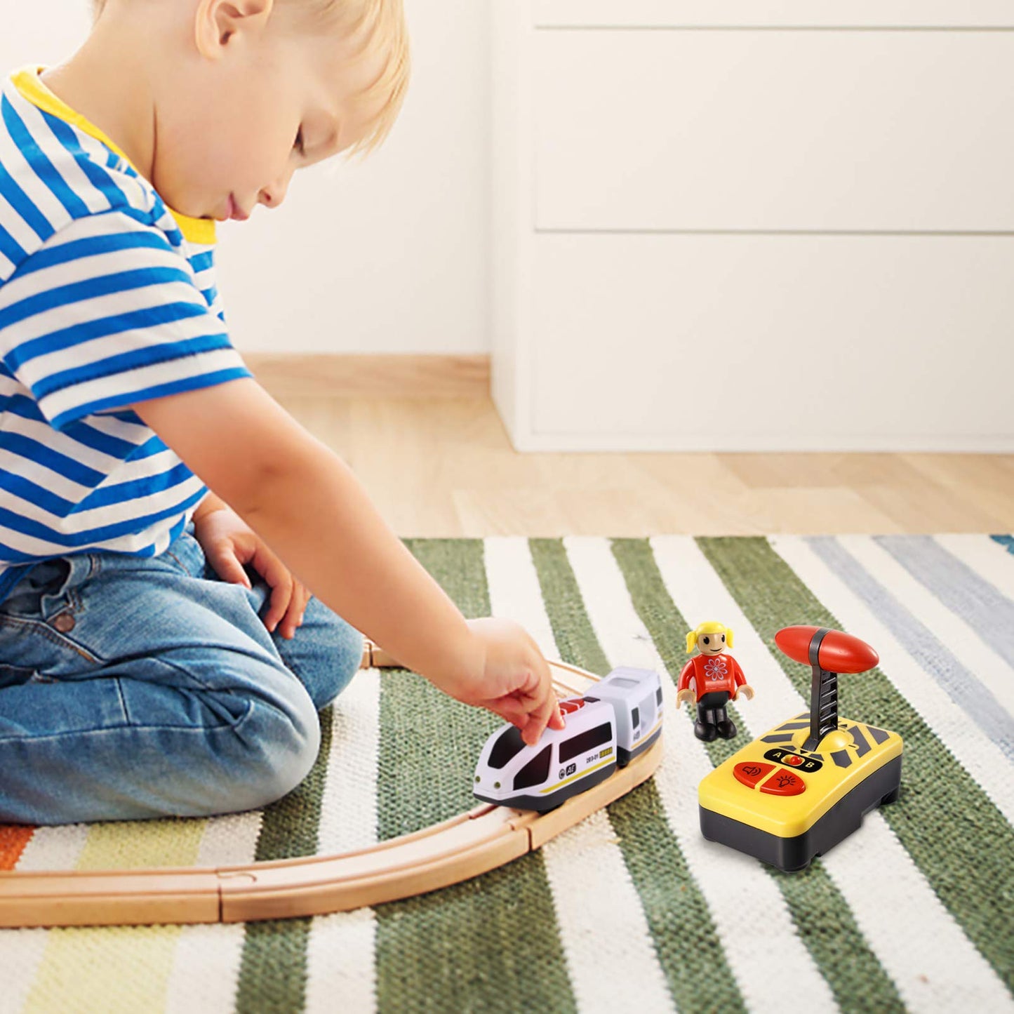 Trenuleț electric RC cu telecomandă pentru copii - jucărie educativă pentru băieți și fete, 1 bucată