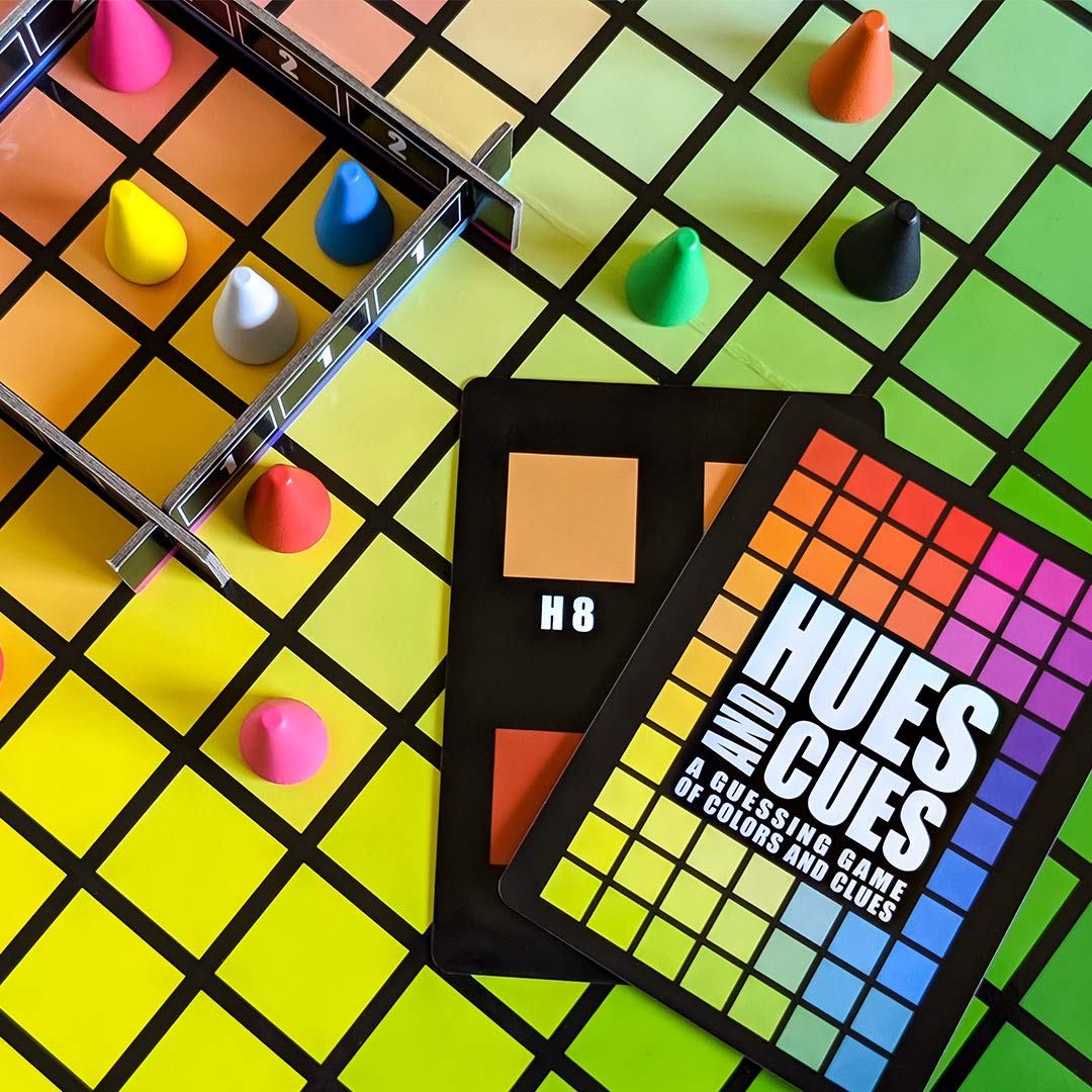 Hues and Cues – Joc de societate pentru seri de familie – Joc de petrecere – The OP Usaopoly – Pentru 3-10 jucători – Versiune în engleză