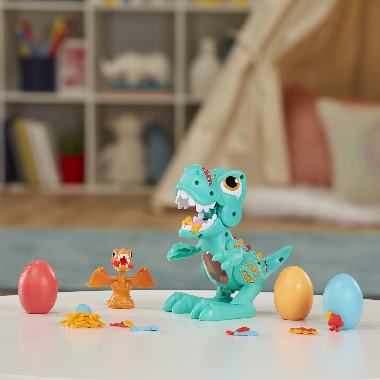 Play-Doh Dino Crew Tyrannosaurus, jucărie pentru copii de la 3 ani cu sunete amuzante de dinozaur, Multi Colour