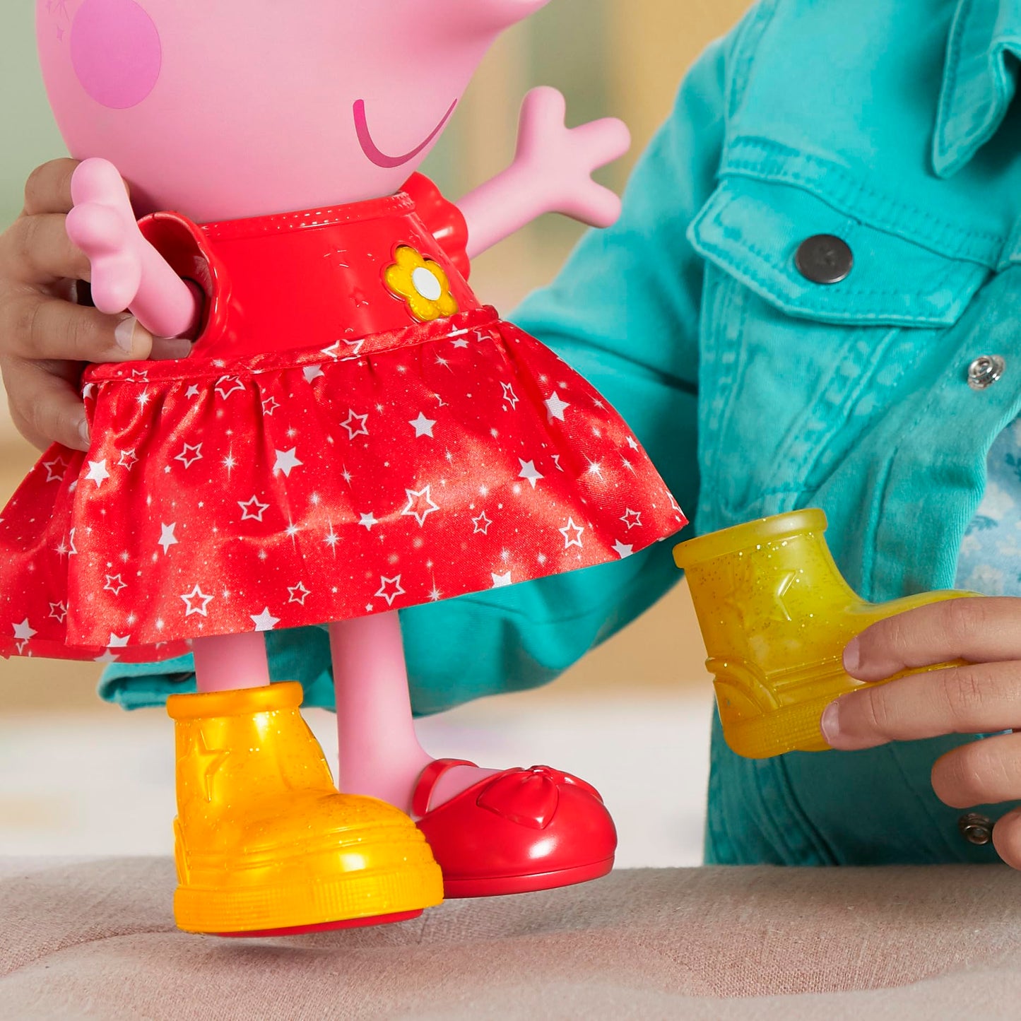 Păpușa Peppa Pig - Petrecerea bălților lui Peppa - Varianta în engleză