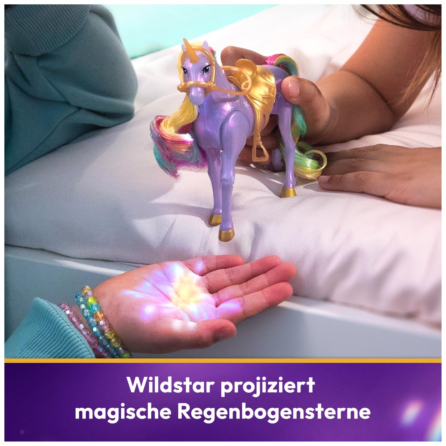 Academia Unicornilor - Figurine originale Wildstar și Sophia de 12 cm din seria Netflix, cu unicorn Wildstar și lumină magică în culori de curcubeu, pentru copii de la 4 ani.