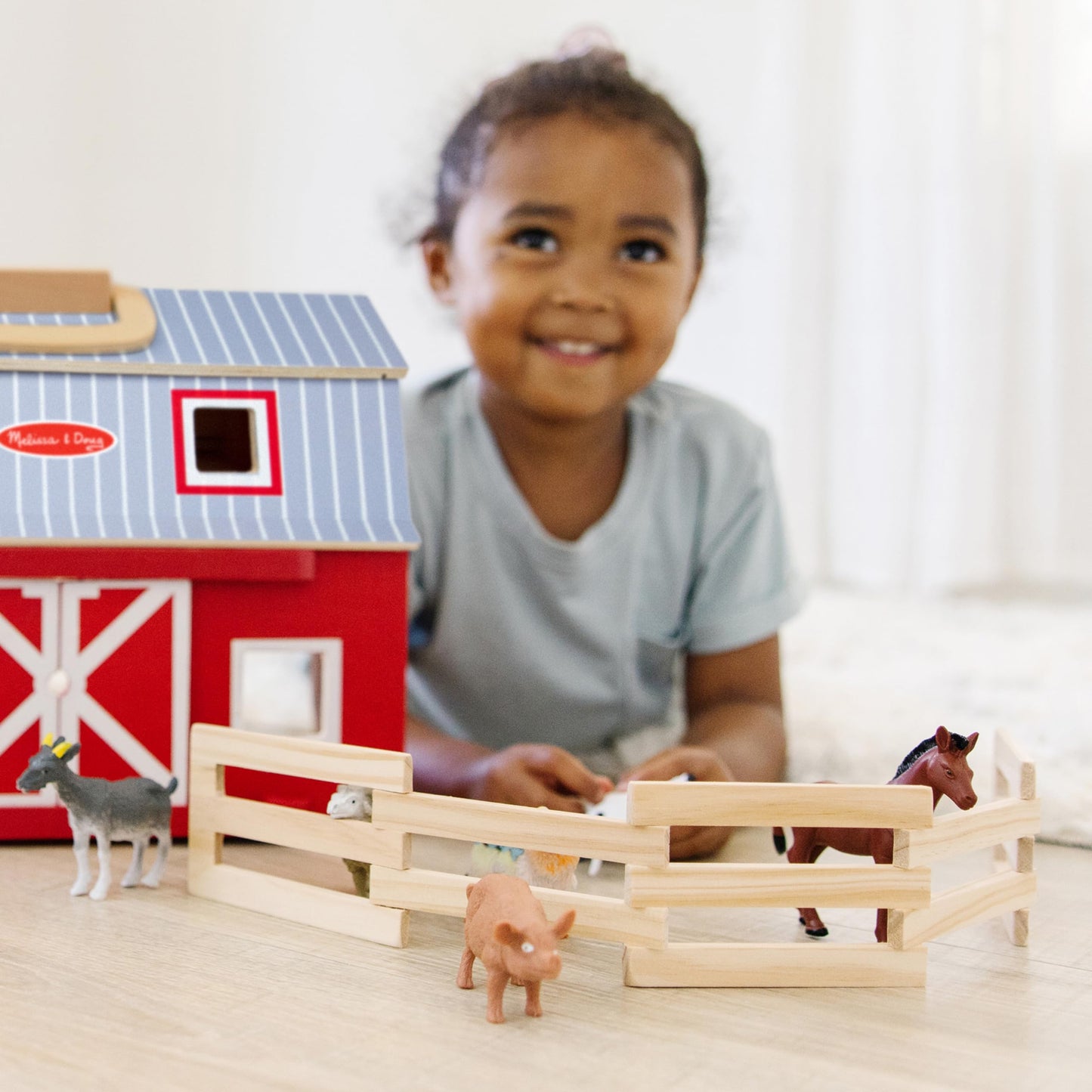 Melissa & Doug 3700 Grajd din lemn pliabil, 3+ ani