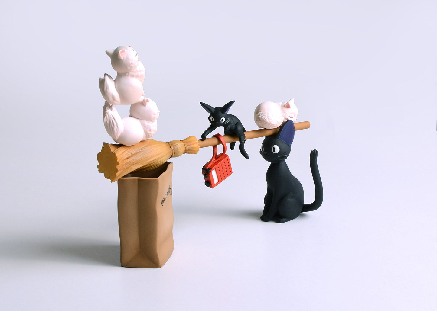 Serviciul de Livrare Kiki - Figurine Jiji Nosechara Sortiment (NOS-84)