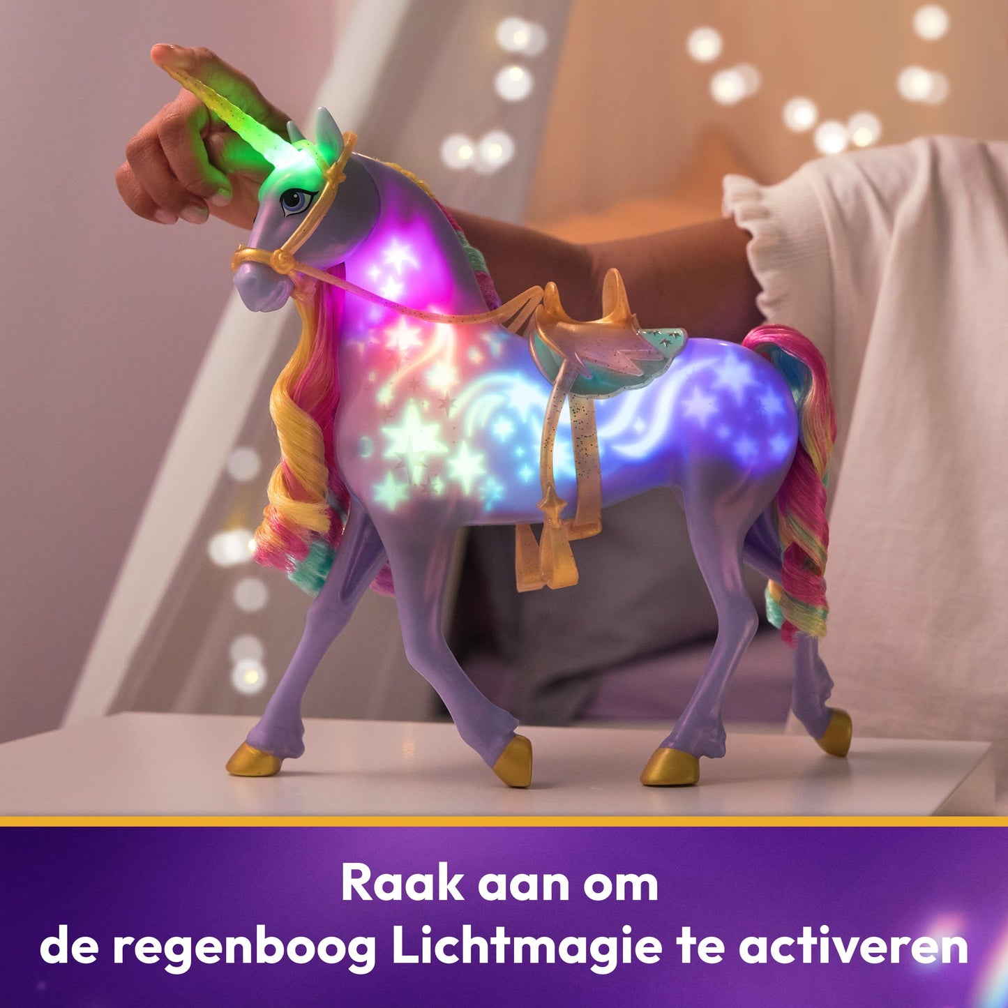 Academia Unicornilor - Sophia și Magia Luminii Wildstar - Unicorn de 28 cm cu efecte de lumină și sunet și păpușă de 24 cm complet mobilă, inspirată de seria Netflix, pentru copii de la 4 ani.