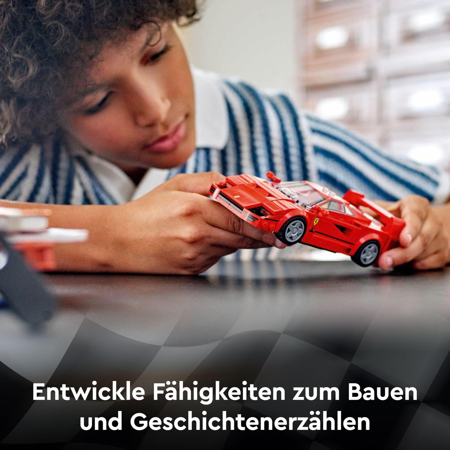 LEGO Speed Champions Ferrari F40, set de construcție cu mașină de jucărie și figurina șofer, cadou pentru copii 76934