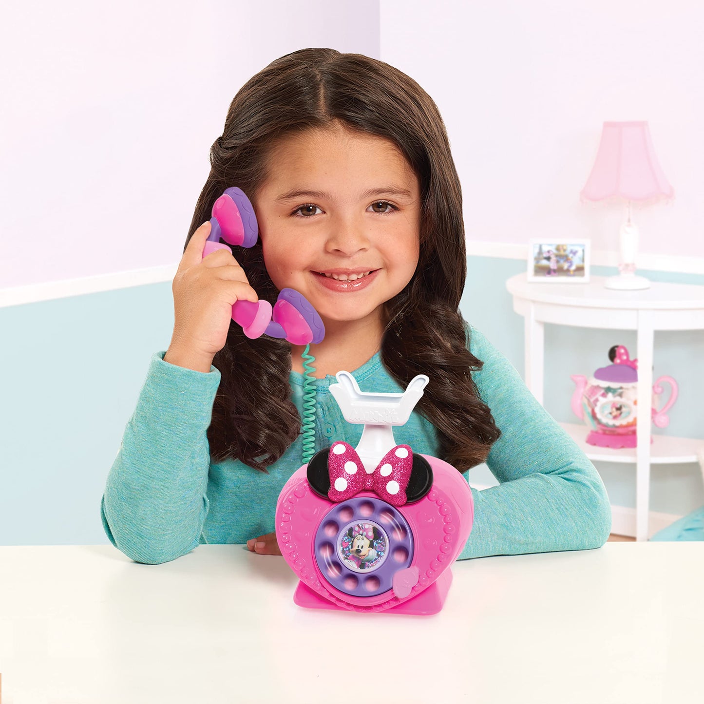 Telefon de jucărie Disney Junior Minnie Mouse cu disc de apelare, efecte de lumină și sunet, pentru copii de la 3 ani, de la Just Play