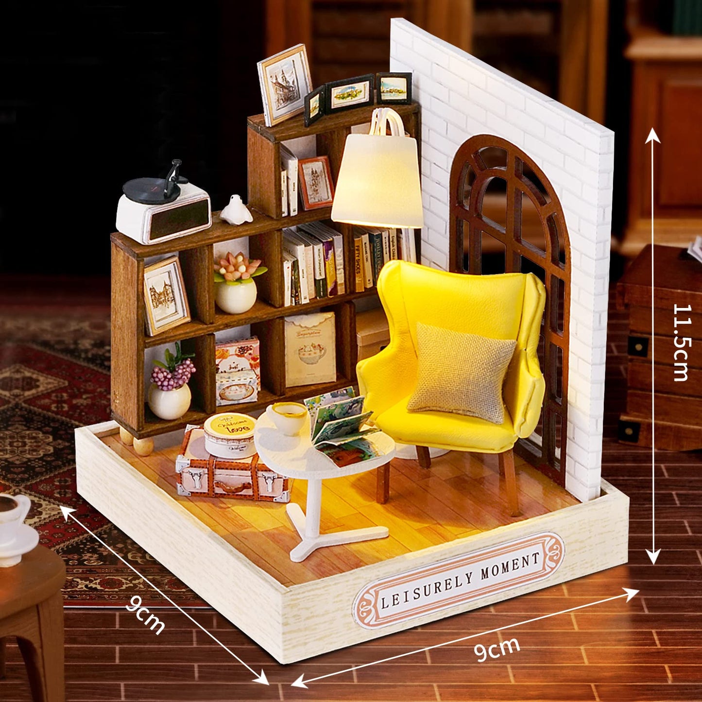 Cuteefun DIY Casa de Păpuși Miniaturală pentru Începători, Casa de Păpuși Miniaturală de Construit, Kit de Miniaturi cu Unelte, Set de Crafting pentru Casuțe din Lemn (Moment Confortabil)
