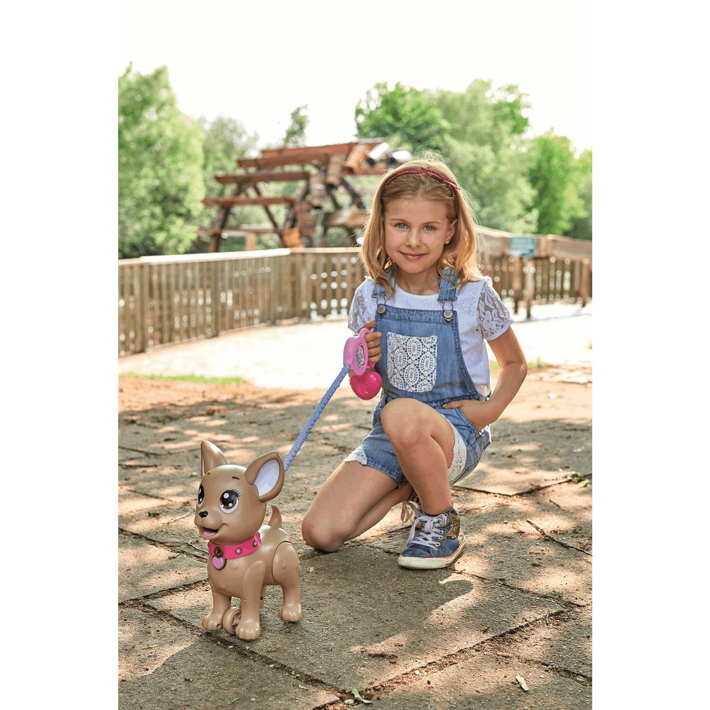 Simba 105893264 - ChiChi Love PooPoo Puppy Chihuahua Jucărie din Plastic cu Lesă, Gustări și Accesorii, pentru Copii de la 3 Ani