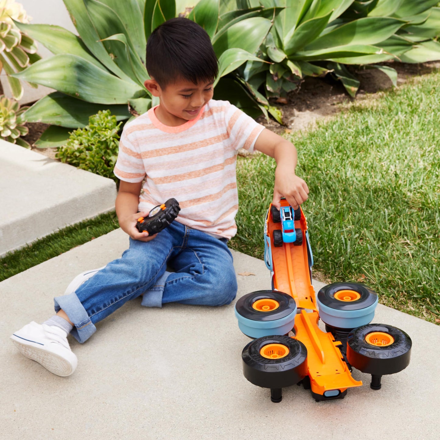 Masina cu telecomanda RC 1:12 Hot wheels Rhinomite, Mattel, Multicolor