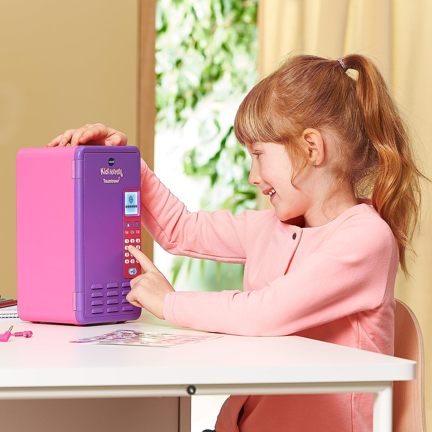 VTech Kidisecrets Traumtresor – Seif cu cod pentru păstrarea secretelor – Jocuri, muzică și autocolante – Pentru copii 6-12 ani, mov