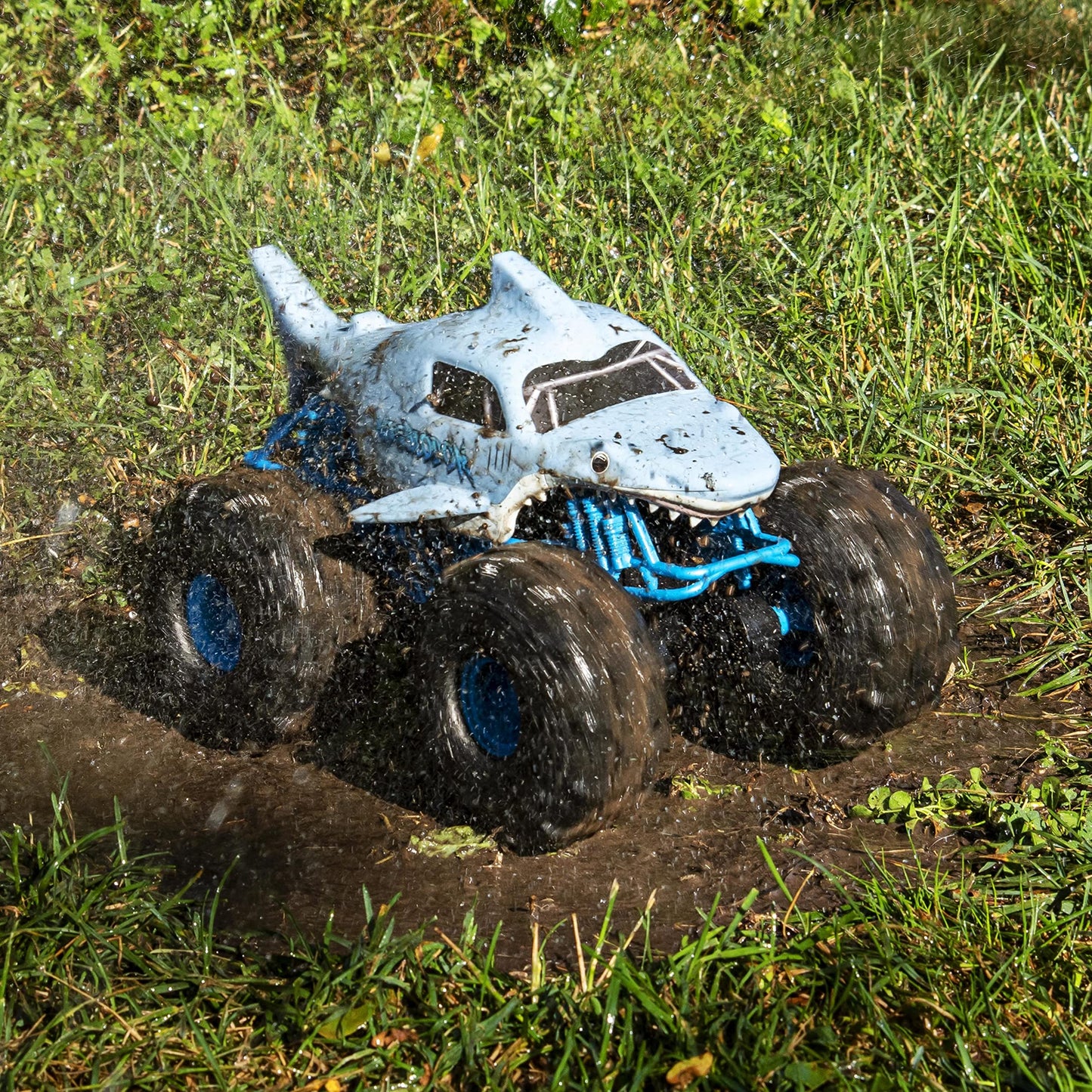 Masina telecomanda Monster Jam RC - Megalodon Storm , scara 1:15
