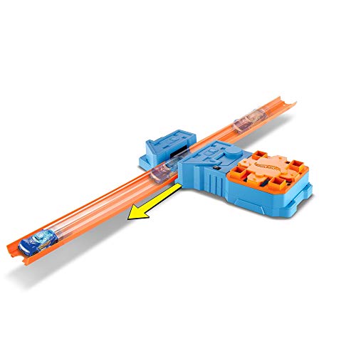 Set de construcție Hot Wheels Bahn Track Builder, cu accelerator, 2 piste și 1 mașinuță inclusă, jucărie pentru copii de la 6 ani, GBN81