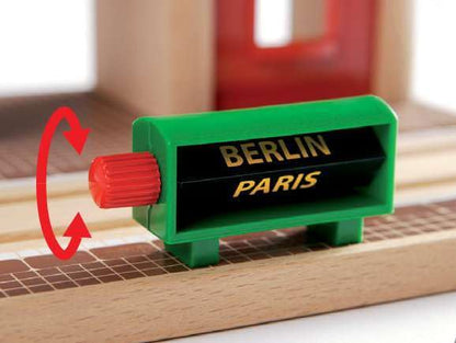 BRIO World 33578 Gară Vorbitoare Accesorii pentru Trenuri cu Funcție de Înregistrare - Jucărie pentru Copii Recomandată de la 3 Ani