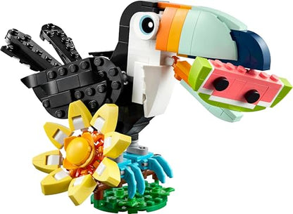 LEGO Creator Animale Sălbatice: Tucan Tropical - Jucărie 3-in-1 care se transformă în Figurina Fluture sau Pește - Jucărie Creativă - Cadou pentru Fete și Băieți de la 7 Ani 31173