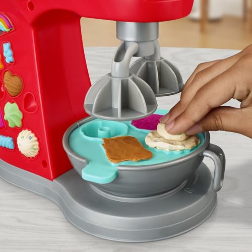 Play-Doh Super Mașină de Bucătărie cu accesorii