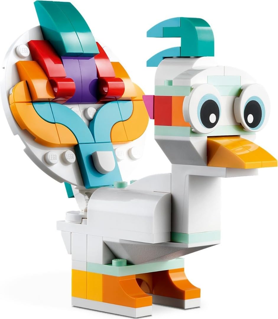 LEGO Creator 3-in-1 Unicorn Magic - Jucărie cu Minifigurine - Figurina de animal se transformă într-un Seahorse sau un Păun - 31140
