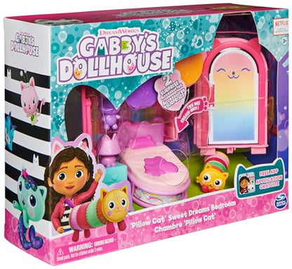 DREAMWORKS GABBY'S DOLLHOUSE - Deluxe Raion, Sweet Dreams, Dormitor cu Pisica Pufoasă, 3 Mobilier și 2 Cutii Surpriză cu Accesorii, pentru copii de la 3 ani