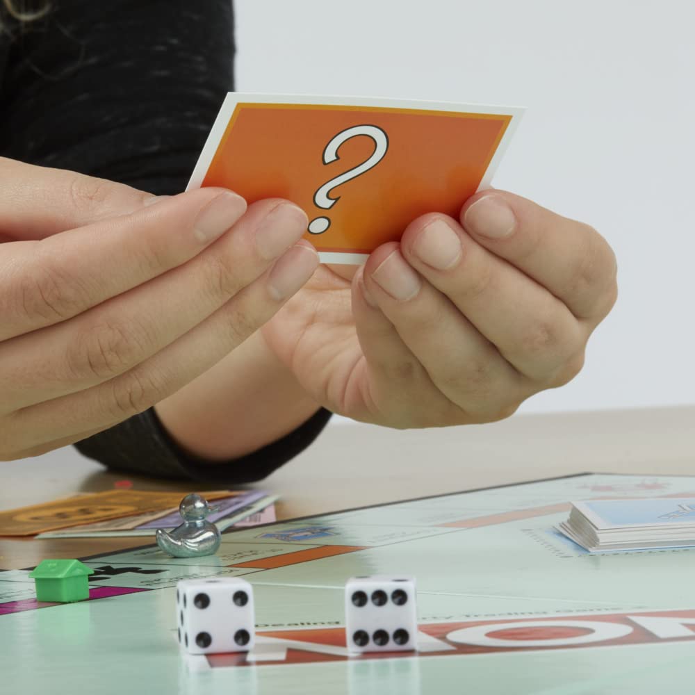 Monopoly Joc de societate clasic, 2-6 jucători, 8+ ani