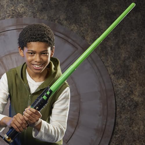 Sabia laser Star Wars Kyber Core Luke Skywalker, perfectă pentru costume de supereroi pentru copii de la 4 ani.