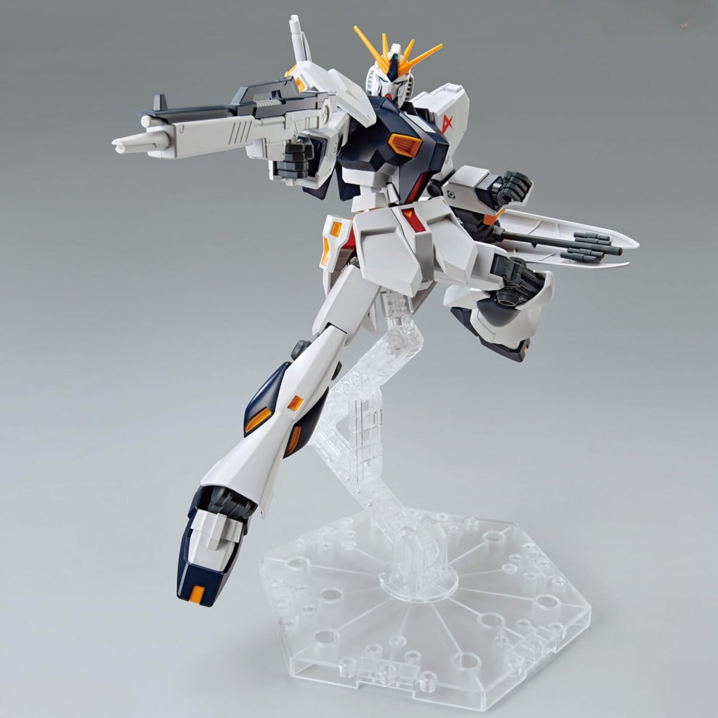 Model Kit BANDAI Entry Grade NU Gundam