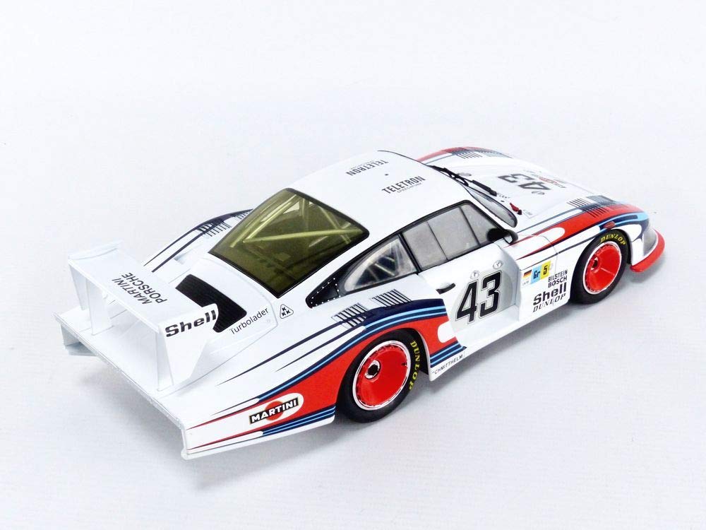 Macheta auto Porsche 935 Moby Dick 1:18 Le Mans 1978