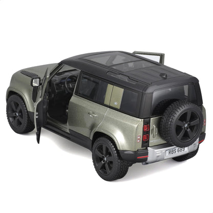 Bburago Land Rover Defender 110 2022 Mașinuță replică metalică 1:24 cu uși care se deschid 3+ ani (verde)