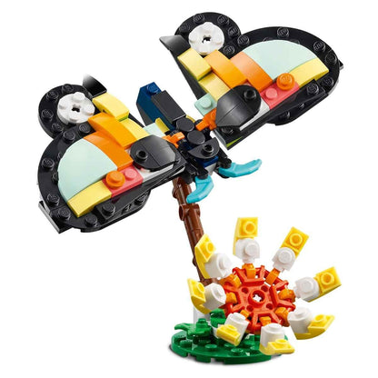LEGO Creator Animale Sălbatice: Tucan Tropical - Jucărie 3-in-1 care se transformă în Figurina Fluture sau Pește - Jucărie Creativă - Cadou pentru Fete și Băieți de la 7 Ani 31173