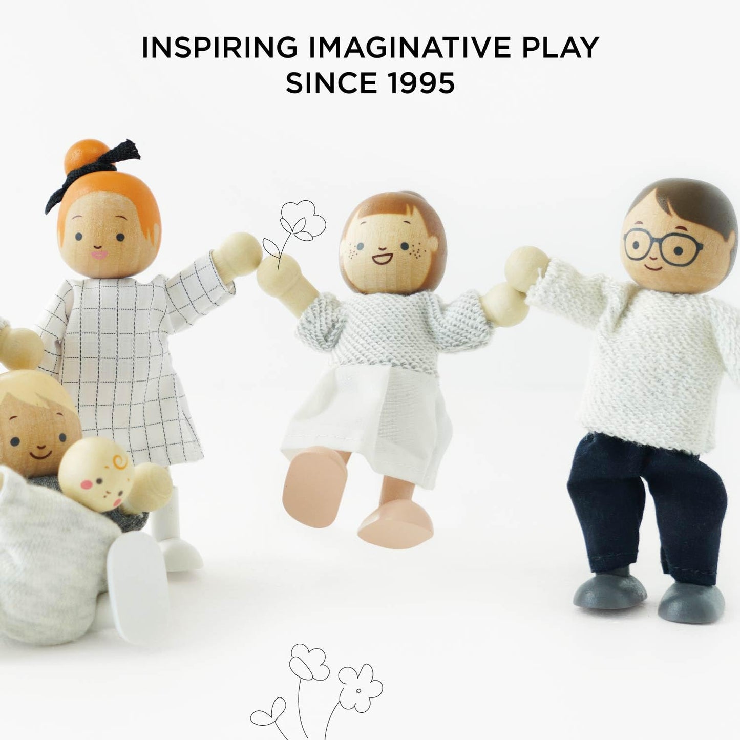 Le Toy Van P053 Set păpuși din lemn Familia Mea, 3+ ani