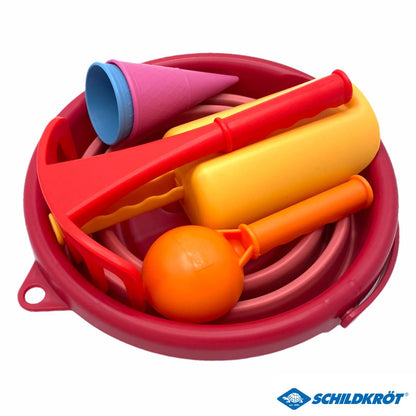 Set de Jucării de Nisip 7 în 1 Schildkröt, Inovator, Compact și Economisitor de Spațiu, Cub de 3 Litri Pliabil cu 6 Jucării de Nisip, 970245