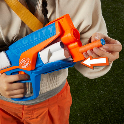 Blaster Nerf N Series Agility, construcție ușoară cu tambur rotativ și glisieră pentru o rază lungă de acțiune, 12 săgeți Nerf, pentru băieți și fete.