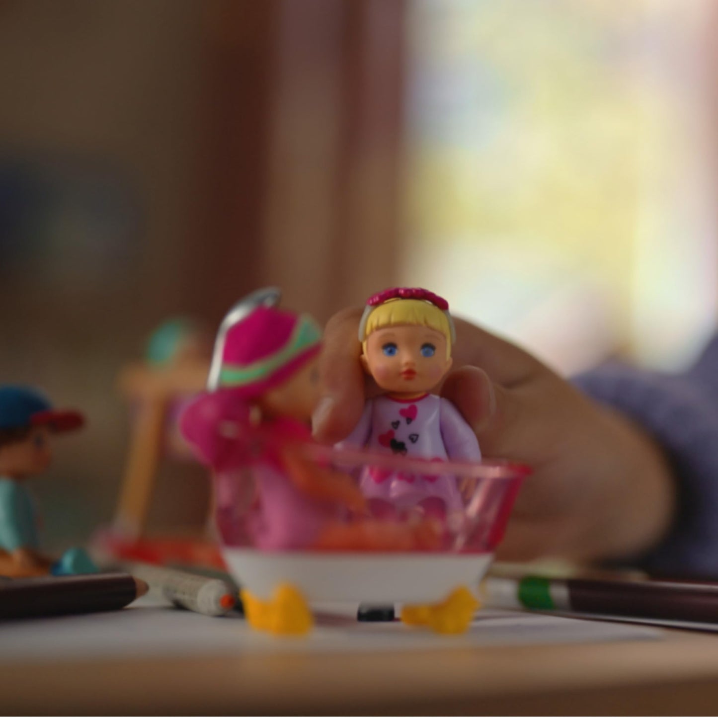 BABY Born Minis Set Joacă Cadă cu Păpușa Amy, 3+ ani