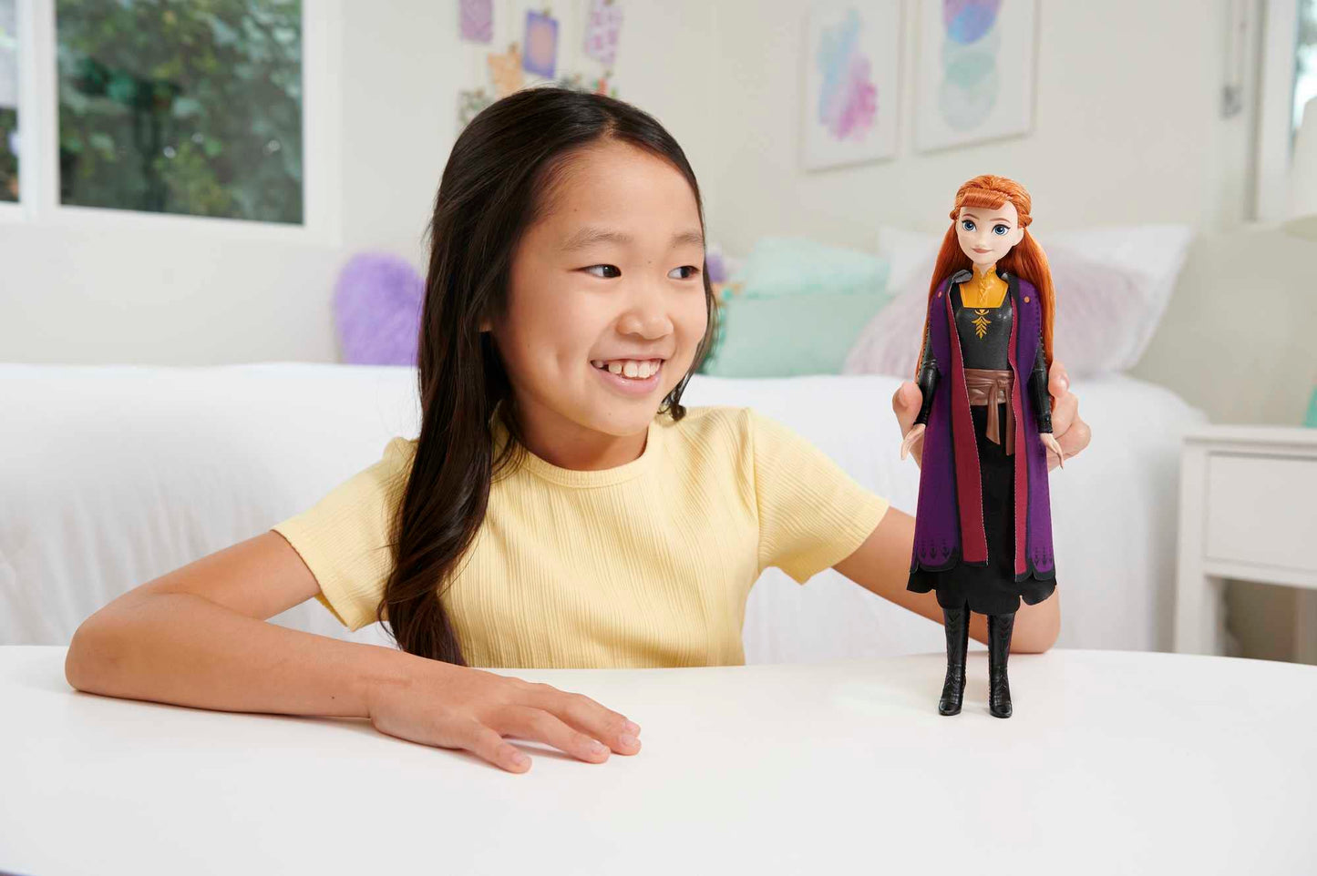 Mattel Păpușă Anna Frozen 2, articulată
