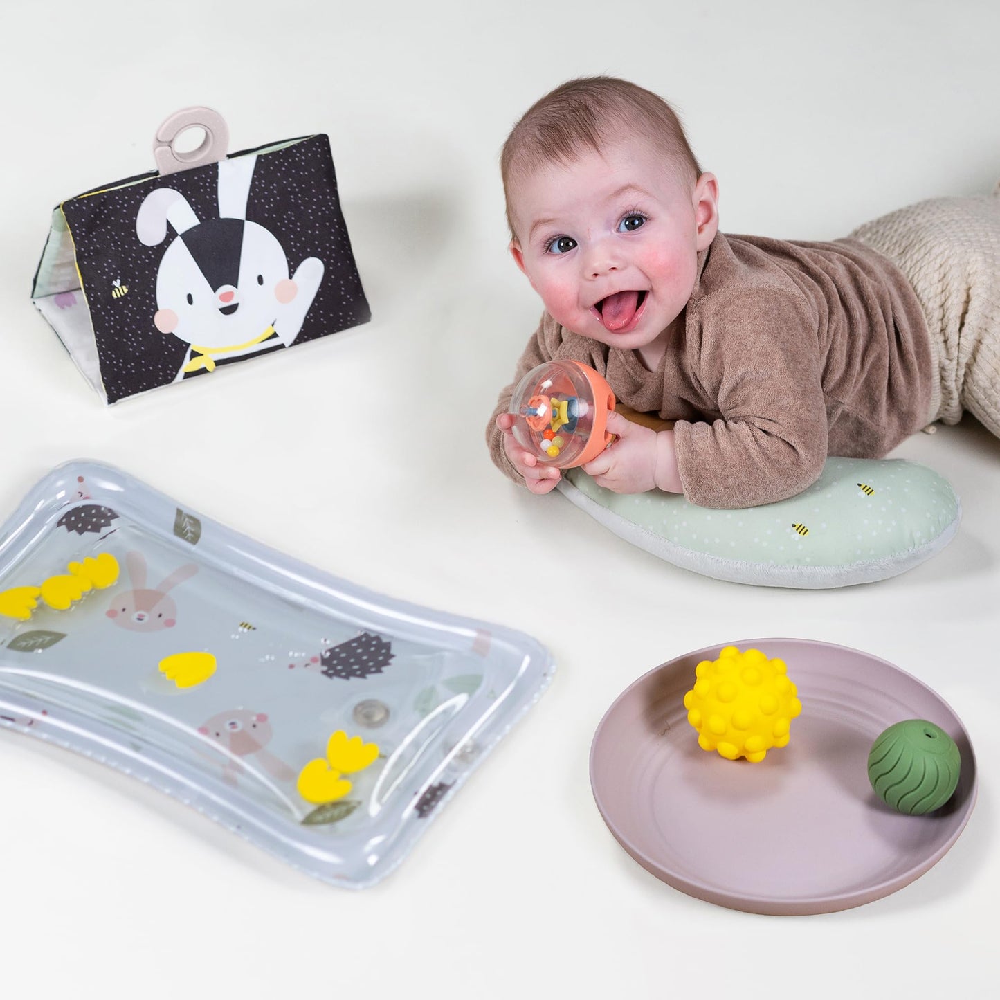 Taf Toys Tummy Time Kit Set de joacă pentru timpul pe burtă pentru bebeluși de la naștere