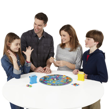 Hasbro Trivial Pursuit Family Edition (engleză)