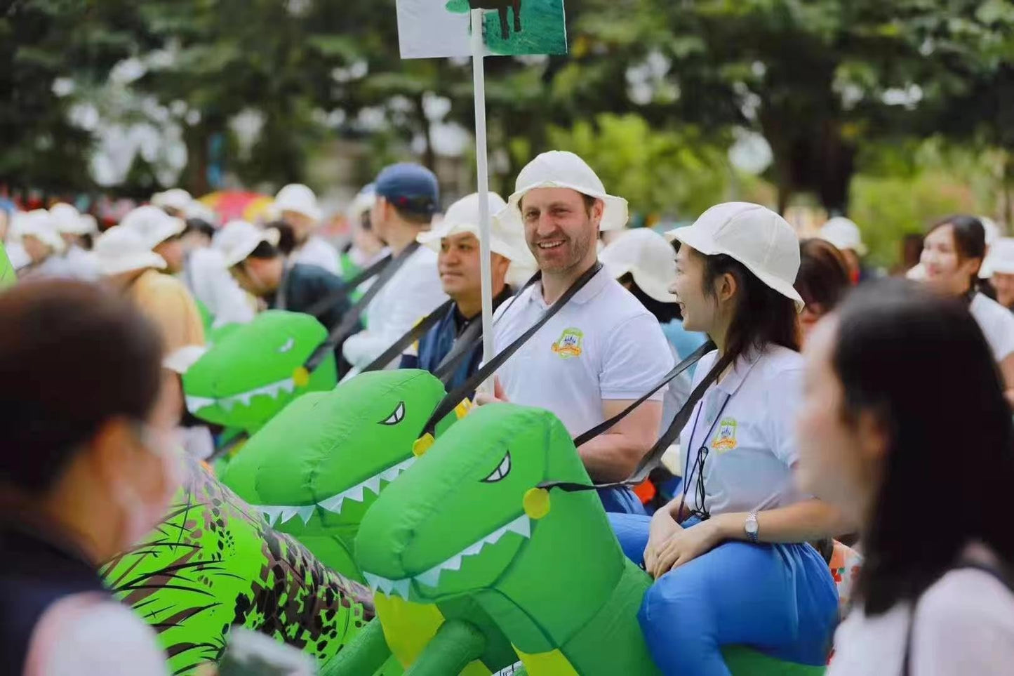 IRETG Costum dinozaur gonflabil pentru adulți
