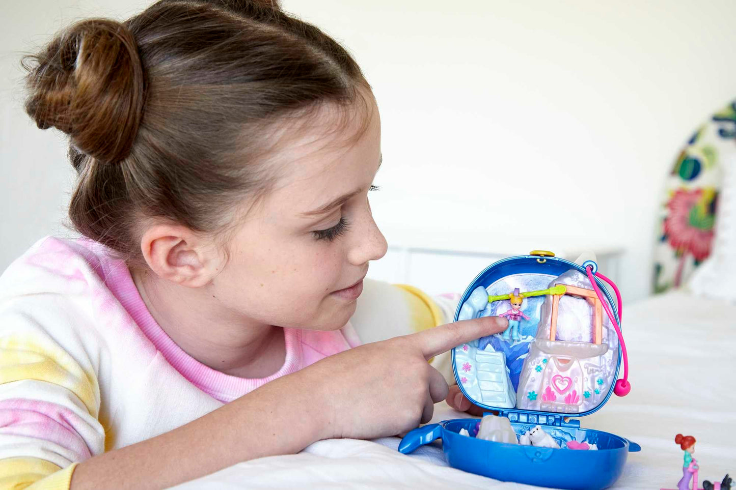 Polly Pocket GKJ52 Set de joacă Narwal cu aventuri pe gheață pentru copii de la 4 ani