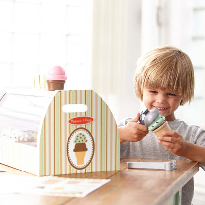 Melissa & Doug Stand înghețată din lemn, 28 piese, 3+ ani