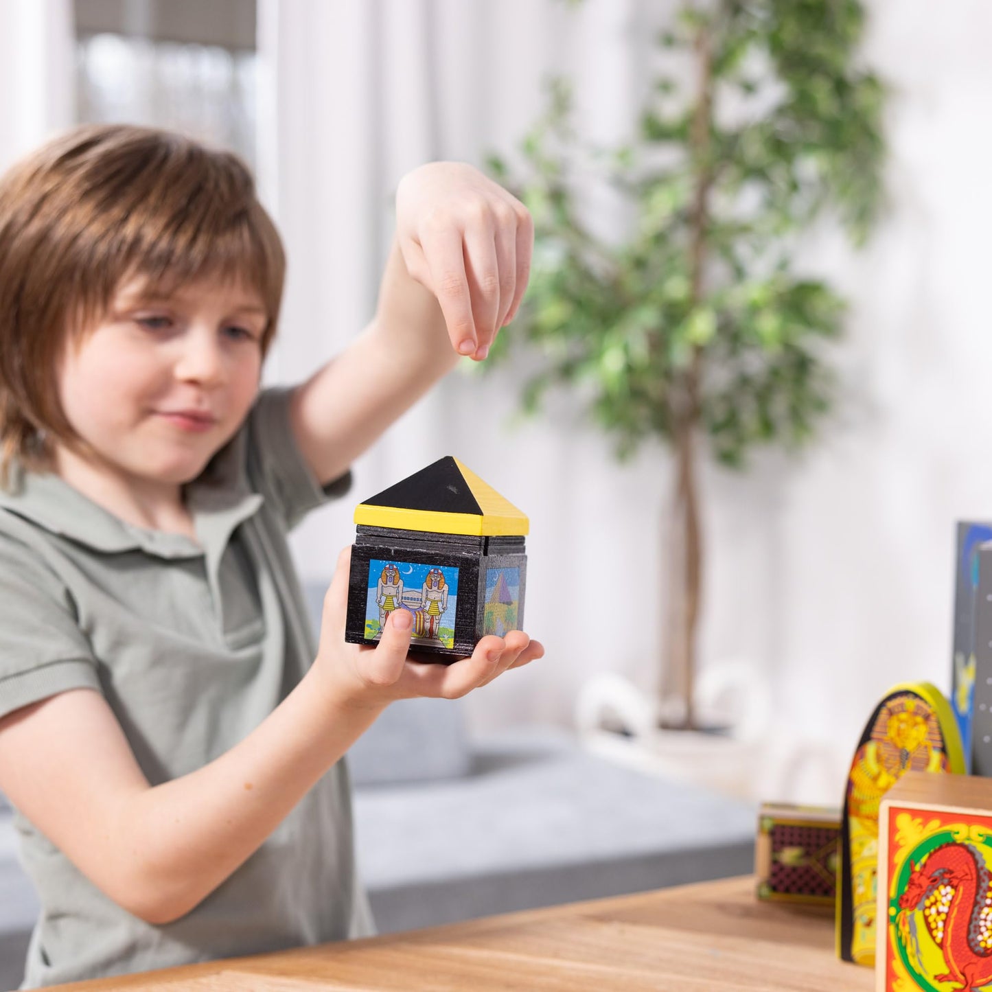 Melissa & Doug Set de magie Deluxe, 52 piese, 8+ ani
