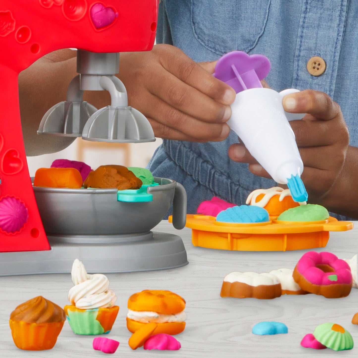 Play-Doh Super Mașină de Bucătărie cu accesorii
