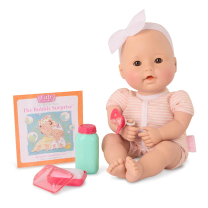 Păpușa Baby Sweetheart cu haine, suzetă și accesorii pentru baie – Păpușă moale și carte ilustrată în limba engleză – Jucărie pentru copii de la 2 ani