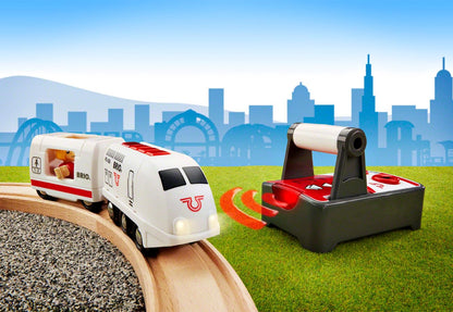 BRIO World 33510 IR Express Tren de Călătorie - Locomotivă Electrică cu Telecomandă - Accesorii - Jucărie pentru Copii Recomandată de la 3 Ani