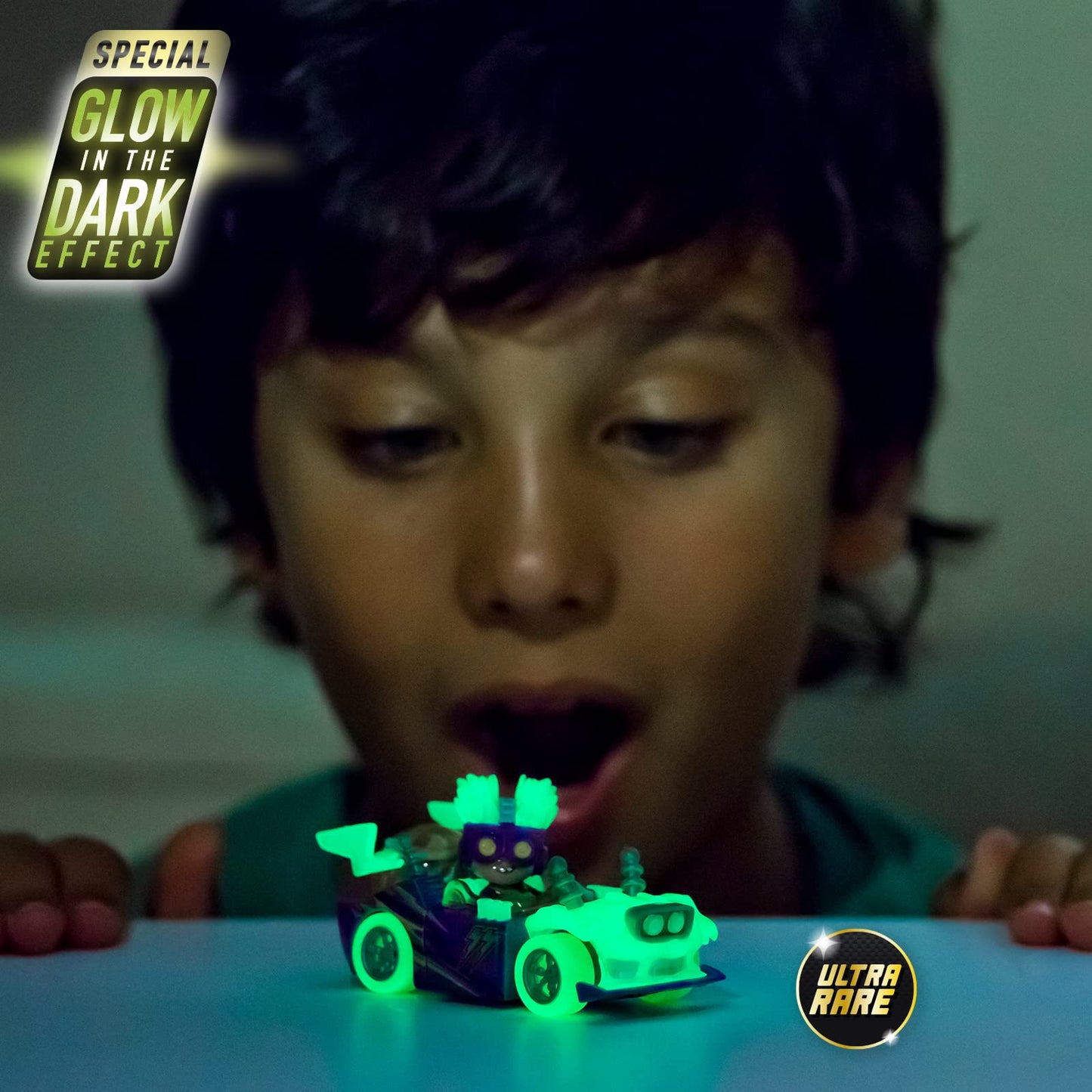 T-Racers Glow Race Set 8 masinute colectie, 3+ ani